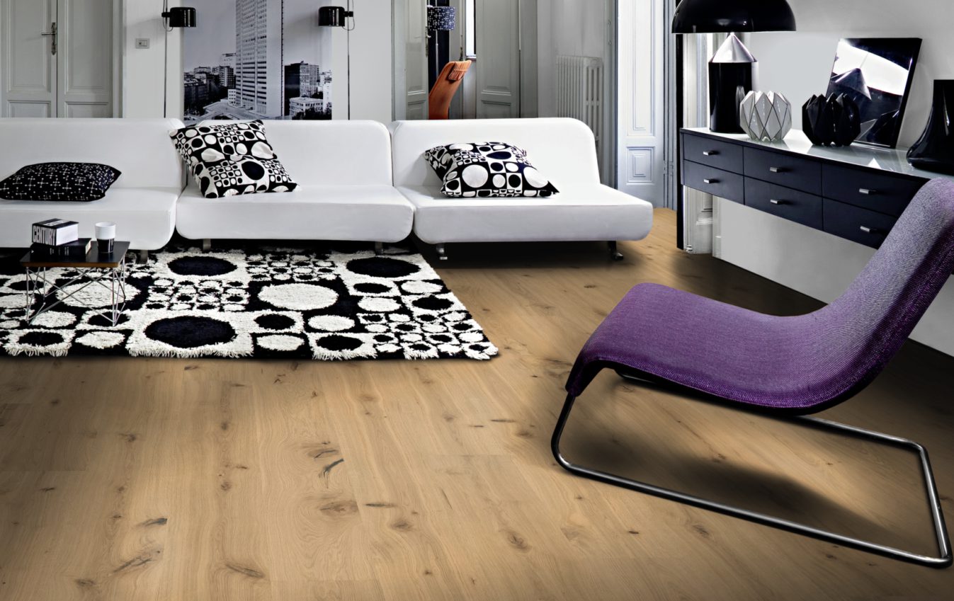 Паркетная доска Kahrs Смоланд Дуб Клинта Klinta 151NCSEK07KW240 Dynamic 2420×187×15 фото в интерьере